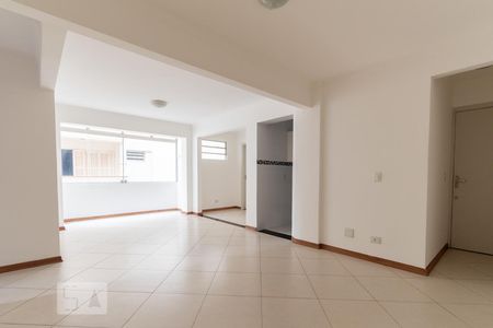 Sala de apartamento para alugar com 2 quartos, 85m² em Vila Madalena, São Paulo