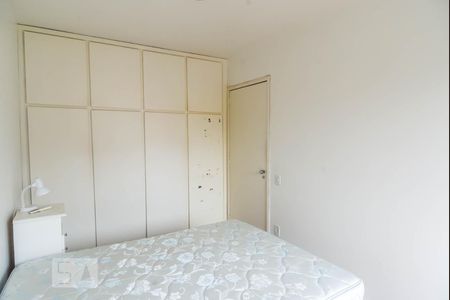 Quarto de apartamento à venda com 1 quarto, 49m² em Boa Vista, Porto Alegre