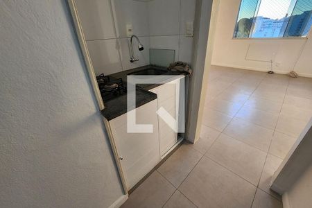 Cozinha de apartamento para alugar com 1 quarto, 33m² em Centro, Rio de Janeiro