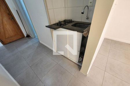 Cozinha de apartamento para alugar com 1 quarto, 33m² em Centro, Rio de Janeiro