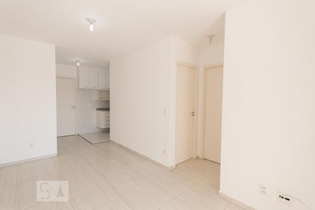 Sala de apartamento para alugar com 2 quartos, 56m² em Vila Nair, São Paulo