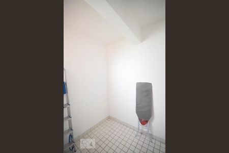 Apartamento para alugar com 100m², 2 quartos e 2 vagasQuarto de serviço