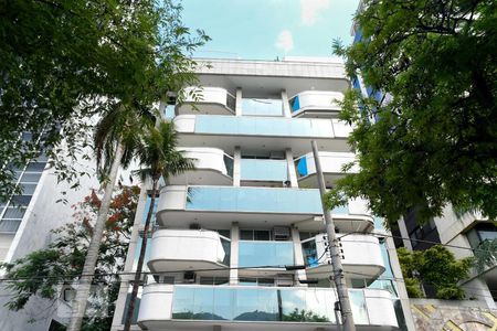 Apartamento à venda com 110m², 2 quartos e 1 vagaFachada