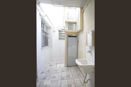 Apartamento para alugar com 100m², 3 quartos e sem vaga Apartamento para alugar com 100m², 3 quartos e sem vagaÁrea de serviçoq
