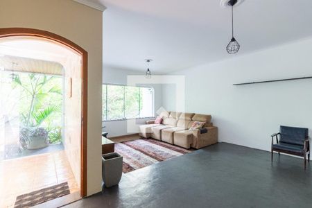 Sala de casa para alugar com 4 quartos, 310m² em Sumaré, São Paulo