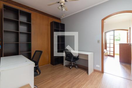 Escritório de casa para alugar com 4 quartos, 310m² em Sumaré, São Paulo