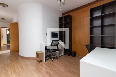 Escritório de casa para alugar com 4 quartos, 310m² em Sumaré, São Paulo