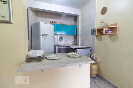 Cozinha de apartamento para alugar com 1 quarto, 50m² em Guará Ii, Brasília