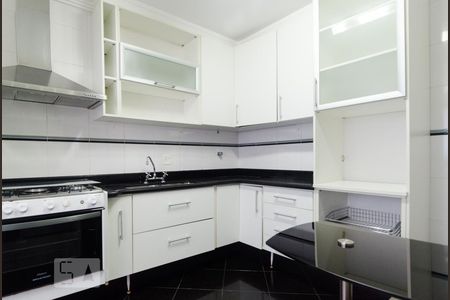 Apartamento à venda com 93m², 3 quartos e 2 vagasCozinha