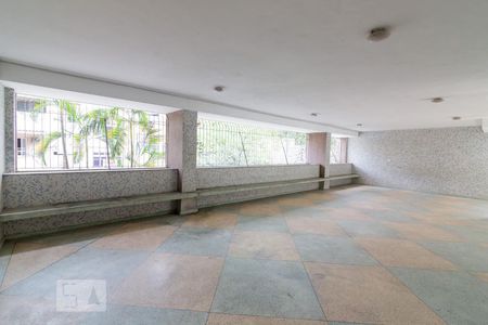 Apartamento à venda com 100m², 2 quartos e 1 vagaÁrea Comum - Playground