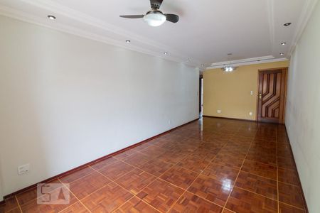 Apartamento à venda com 100m², 2 quartos e 1 vagaSala