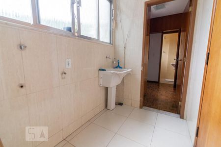 Apartamento à venda com 100m², 2 quartos e 1 vagaÁrea de Serviço