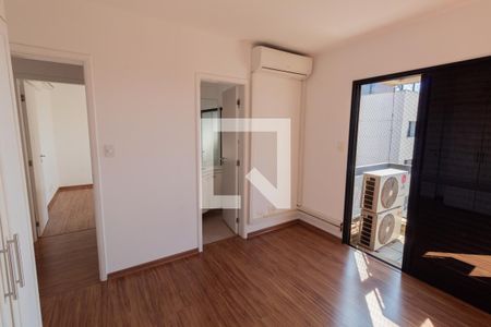 Apartamento para alugar com 322m², 4 quartos e 4 vagas Apartamento para alugar com 322m², 4 quartos e 4 vagasSuíte 2