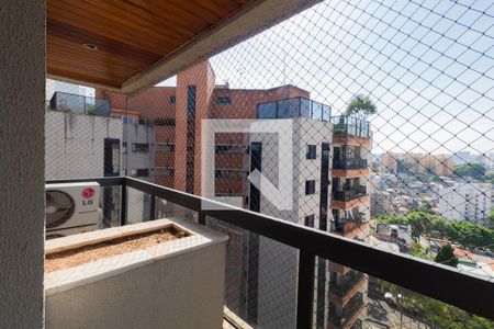 Apartamento para alugar com 322m², 4 quartos e 4 vagas Apartamento para alugar com 322m², 4 quartos e 4 vagasVaranda da Suíte 3