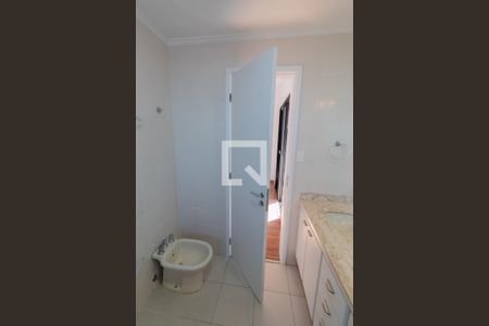 Apartamento para alugar com 322m², 4 quartos e 4 vagas Apartamento para alugar com 322m², 4 quartos e 4 vagasBanheiro da Suíte 3