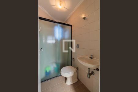 Apartamento para alugar com 322m², 4 quartos e 4 vagas Apartamento para alugar com 322m², 4 quartos e 4 vagasBanheiro de serviço