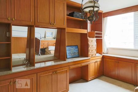 Apartamento à venda com 250m², 3 quartos e 3 vagasQuarto 3/Suite