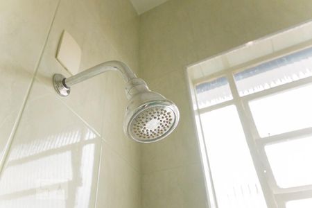 Apartamento à venda com 94m², 3 quartos e sem vagaBanheiro chuveiro