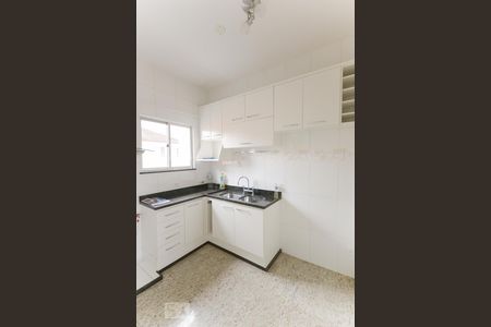 Apartamento à venda com 94m², 3 quartos e sem vagaCozinha