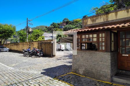 Apartamento à venda com 52m², 2 quartos e 2 vagasPortaria do condomínio