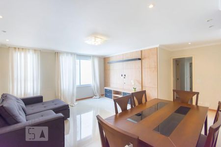 Apartamento para alugar com 3 quartos, 110m² em Vila Uberabinha, São Paulo