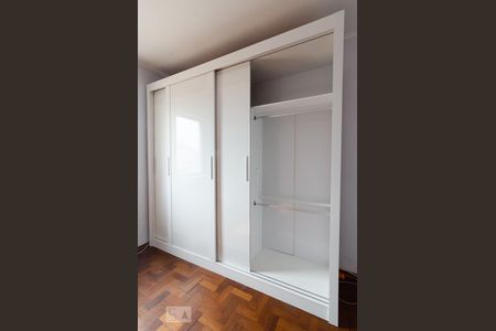 Quarto de apartamento à venda com 1 quarto, 40m² em Bosque, Campinas