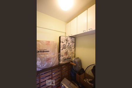 Apartamento à venda com 246m², 3 quartos e 4 vagasQuarto de serviço