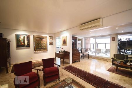 Sala de apartamento à venda com 3 quartos, 246m² em Fazenda Morumbi, São Paulo