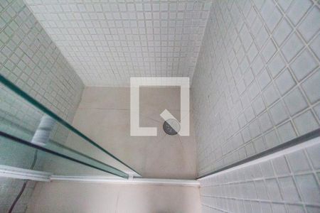 Apartamento para alugar com 50m², 1 quarto e 1 vaga Apartamento para alugar com 50m², 1 quarto e 1 vagaDetalhe do banheiro