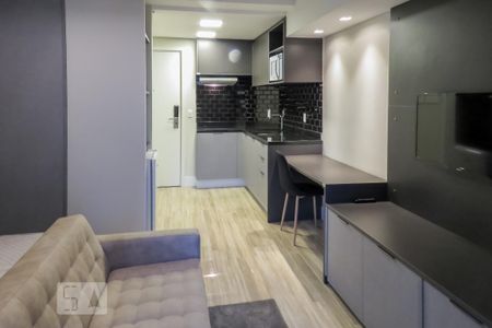 Sala de kitnet/studio para alugar com 1 quarto, 47m² em Vila Olímpia, São Paulo