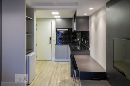 Sala de kitnet/studio para alugar com 1 quarto, 47m² em Vila Olímpia, São Paulo