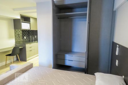 Quarto de kitnet/studio para alugar com 1 quarto, 47m² em Vila Olímpia, São Paulo