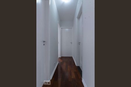 Corredor de apartamento para alugar com 3 quartos, 80m² em Santana, São Paulo