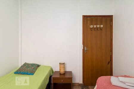 Quarto de casa à venda com 2 quartos, 70m² em Ouro Preto, Belo Horizonte