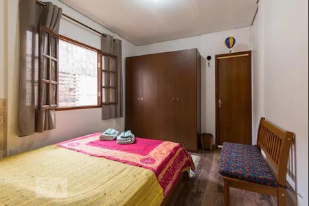 Quarto Suíte de casa à venda com 2 quartos, 70m² em Ouro Preto, Belo Horizonte