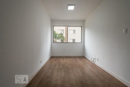 Sala de apartamento para alugar com 2 quartos, 70m² em Santo Amaro, São Paulo
