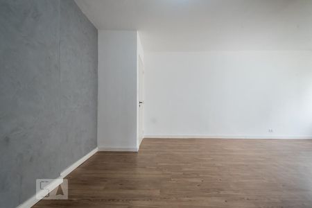 Sala de apartamento para alugar com 2 quartos, 70m² em Santo Amaro, São Paulo