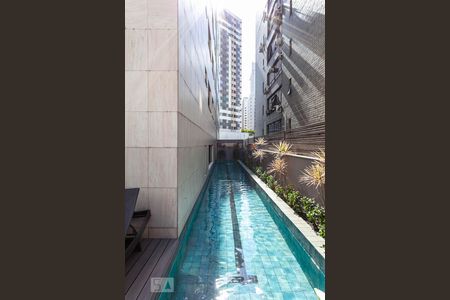 Apartamento para alugar com 123m², 2 quartos e 3 vagas Apartamento para alugar com 123m², 2 quartos e 3 vagasÁrea comum - Piscina