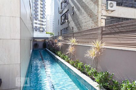 Apartamento para alugar com 123m², 2 quartos e 3 vagas Apartamento para alugar com 123m², 2 quartos e 3 vagasÁrea comum - Piscina