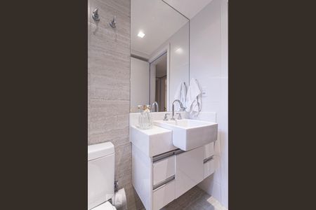 Apartamento para alugar com 123m², 2 quartos e 3 vagasBanheiro Social