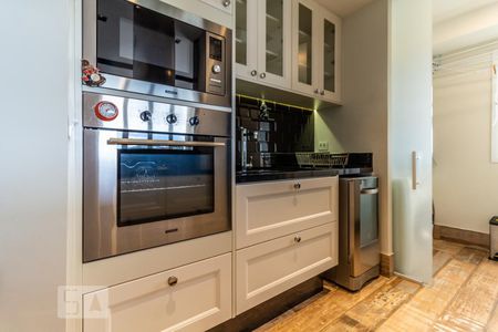 Cozinha de apartamento para alugar com 2 quartos, 120m² em Alphaville Industrial, Barueri