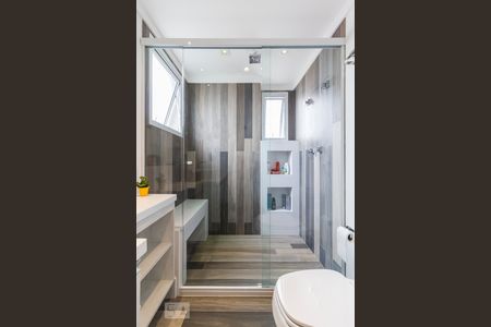 Apartamento à venda com 77m², 1 quarto e 2 vagasBanheiro suíte