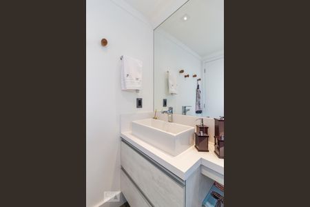 Apartamento à venda com 77m², 1 quarto e 2 vagasBanheiro suíte