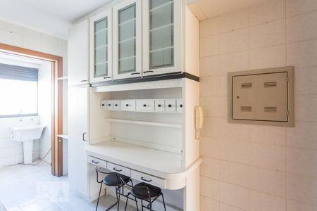 Apartamento à venda com 98m², 2 quartos e 1 vaga Apartamento à venda com 98m², 2 quartos e 1 vagaCozinha