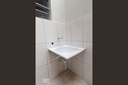 Área de serviço de casa para alugar com 1 quarto, 49m² em Vila Antonieta, São Paulo