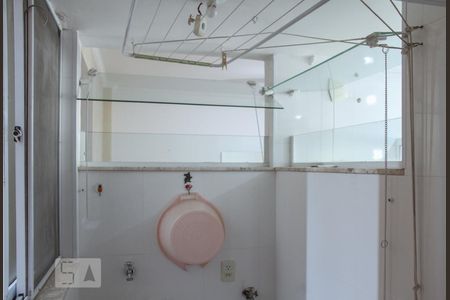 Apartamento à venda com 58m², 2 quartos e 1 vagaÁrea de Serviço