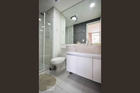 Studio à venda com 35m², 1 quarto e 1 vaga Studio à venda com 35m², 1 quarto e 1 vagaBanheiro