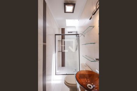 Casa de condomínio à venda com 180m², 3 quartos e 3 vagasBanheiro da Suíte