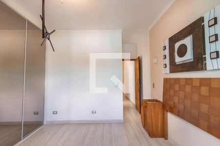 Casa de condomínio à venda com 180m², 3 quartos e 3 vagasSuite