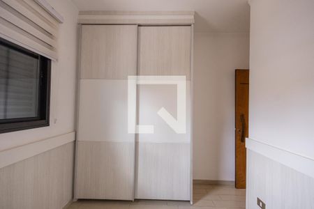 Casa de condomínio à venda com 180m², 3 quartos e 3 vagasQuarto 2